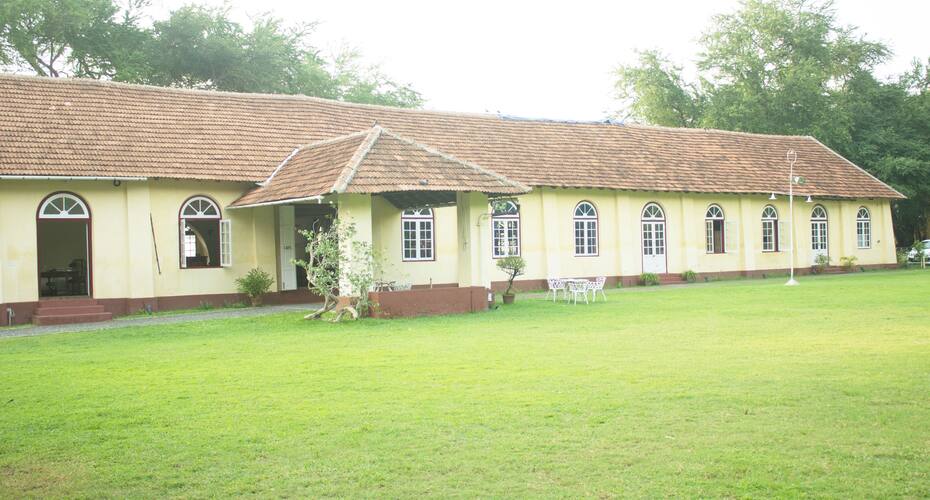 Cochin Club, Kochi 1